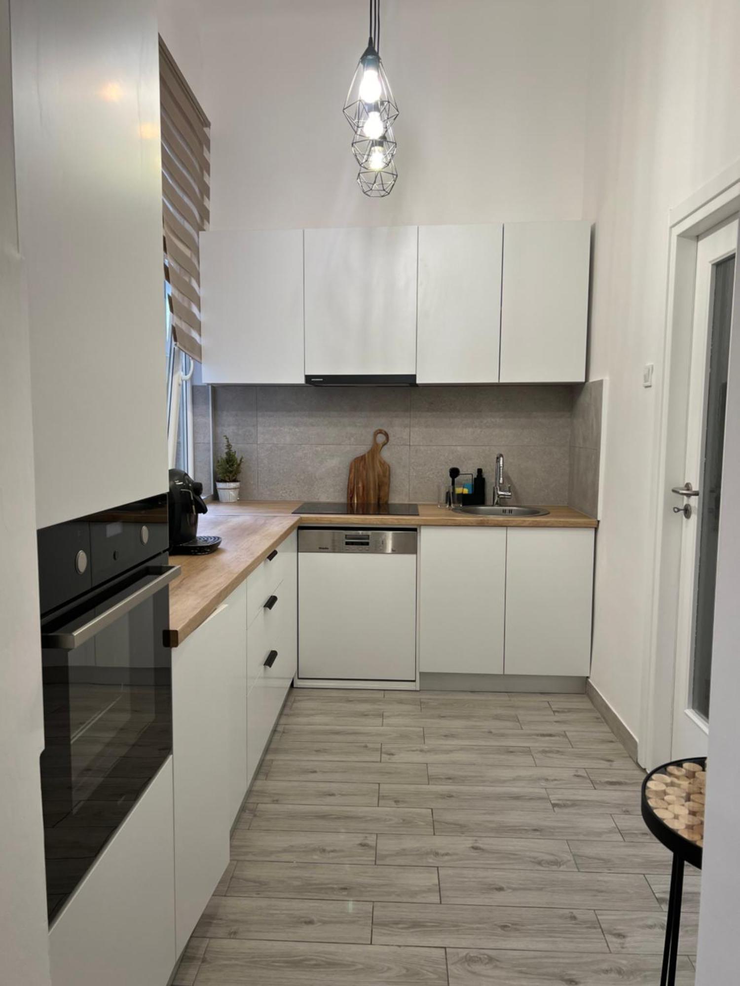 La Strada Central Apartament Oradea Ngoại thất bức ảnh